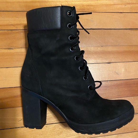 Women's Allington Lace-Up 6-Inch Boot - Picture 3 of 3